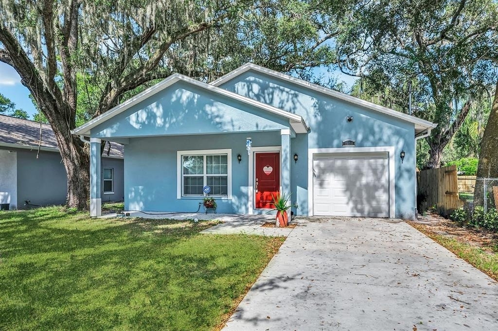 1606 E Ida Street - Photo 1