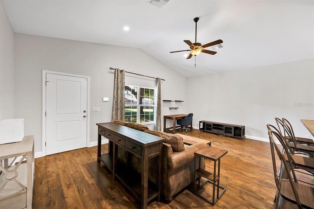 1606 E Ida Street - Photo 4