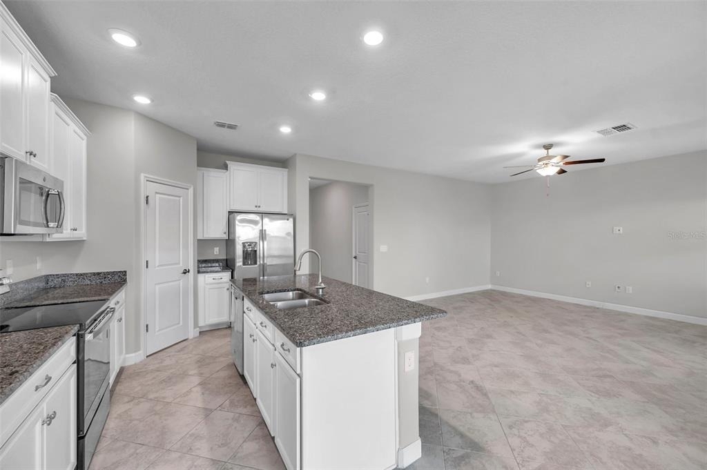 11412 Freshwater Ridge Drive - Photo 8
