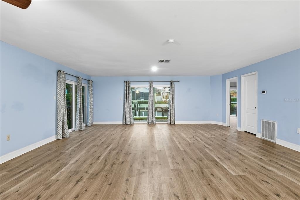 6225 Bayside Drive - Photo 39