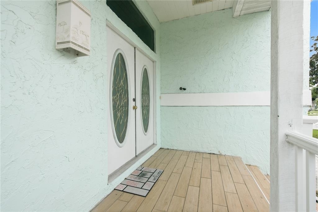 6225 Bayside Drive - Photo 2