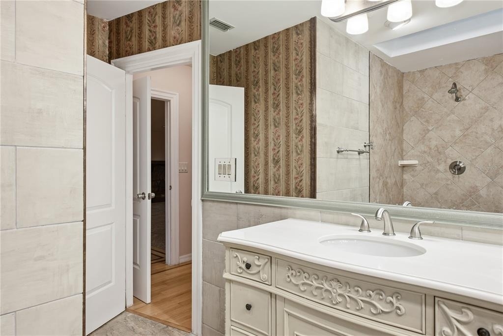6225 Bayside Drive - Photo 25