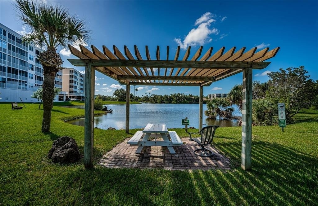 6450 Shoreline Drive - Photo 35