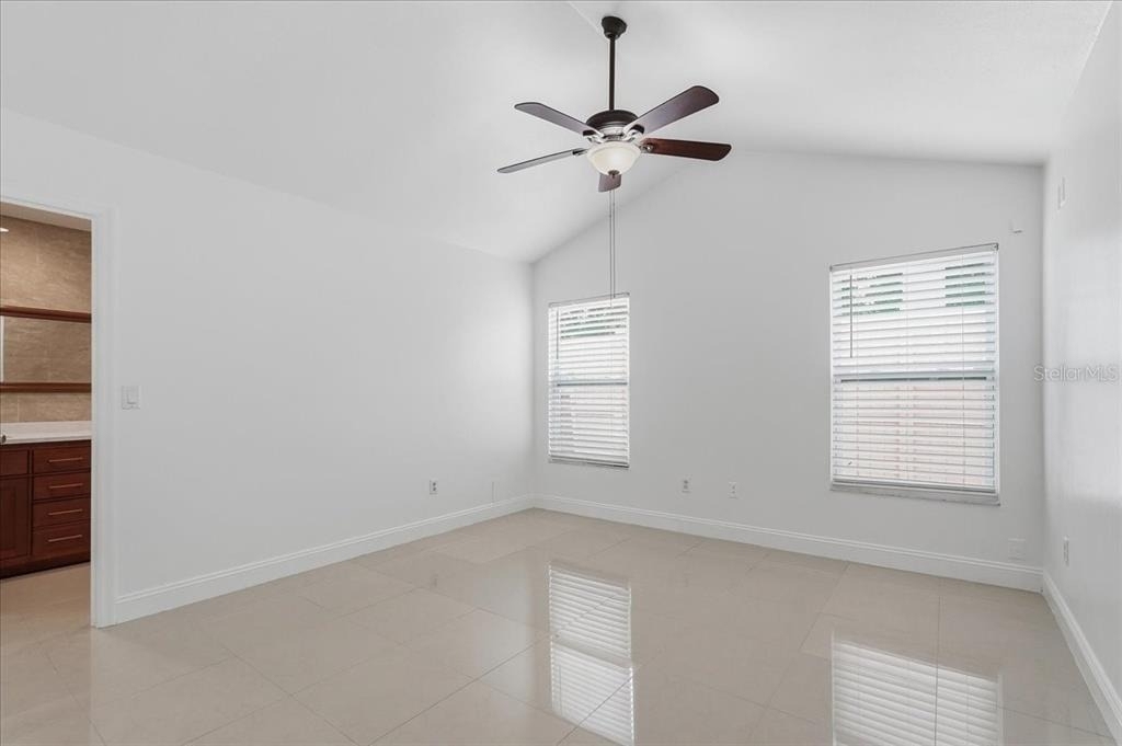 7047 Silvermill Drive - Photo 19