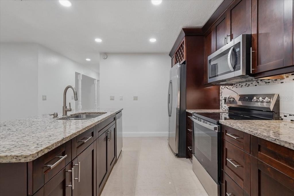 7047 Silvermill Drive - Photo 16