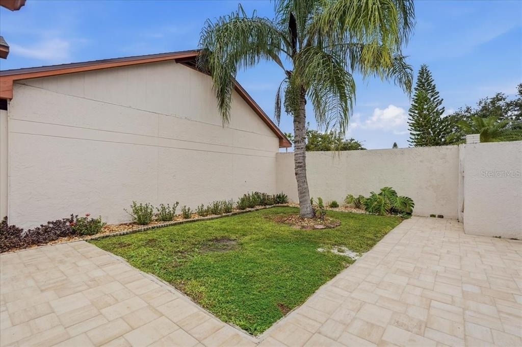 7047 Silvermill Drive - Photo 42