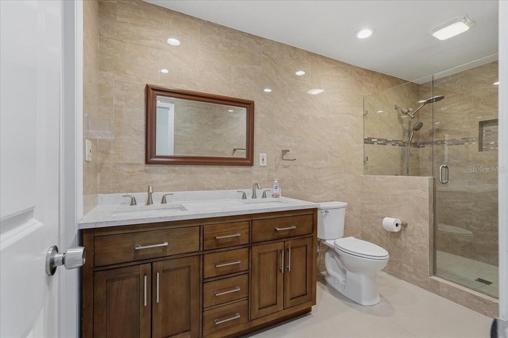 7047 Silvermill Drive - Photo 23