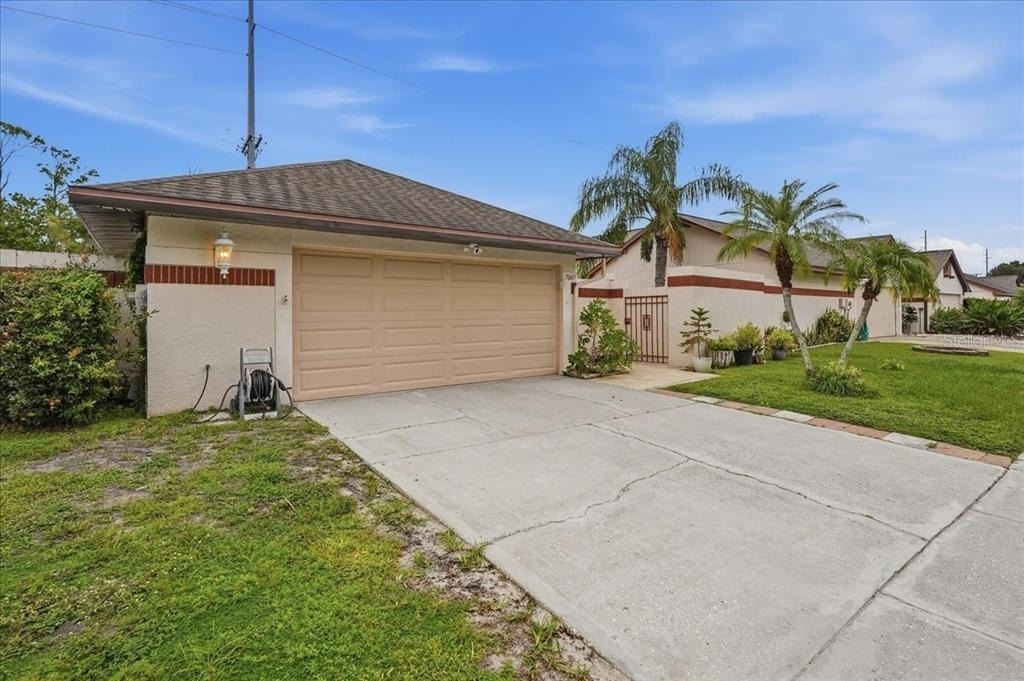 7047 Silvermill Drive - Photo 2