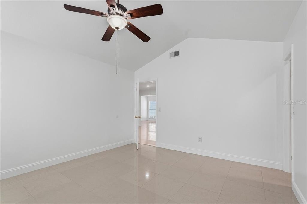 7047 Silvermill Drive - Photo 20