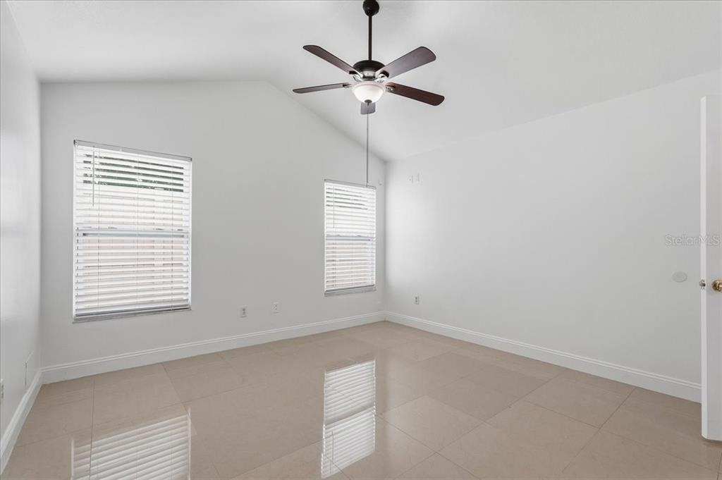 7047 Silvermill Drive - Photo 21