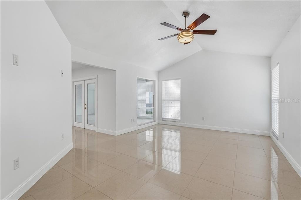 7047 Silvermill Drive - Photo 5