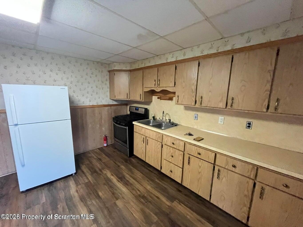 440 S 9th Avenue - Photo 5