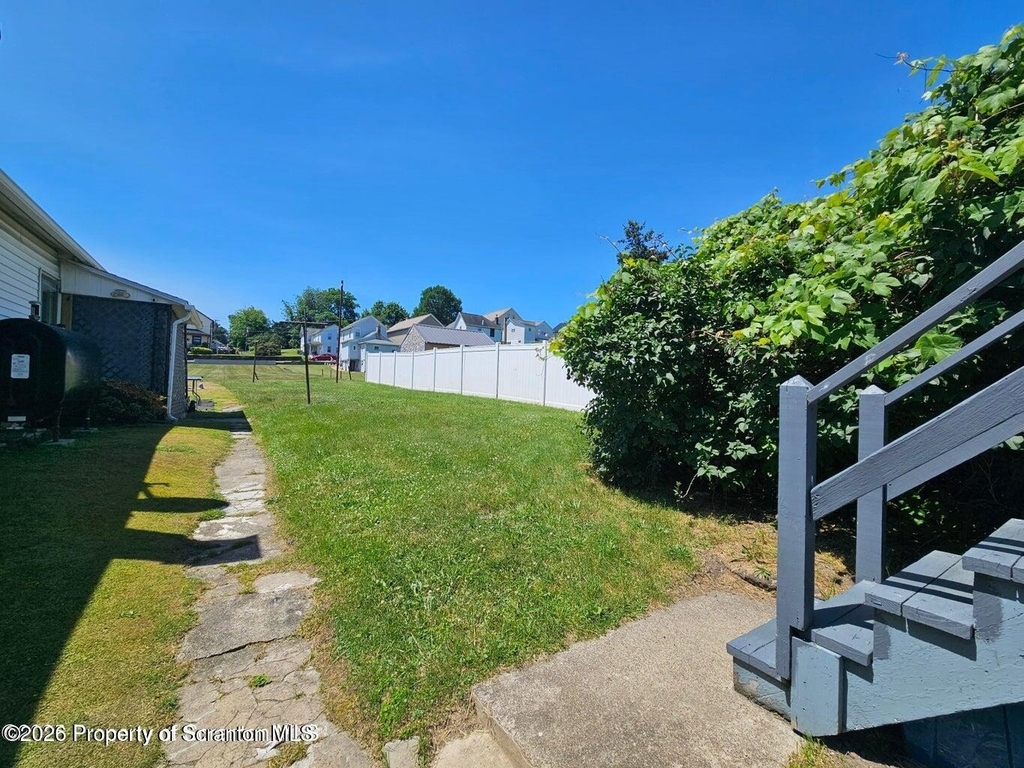 109 Smith Street - Photo 6