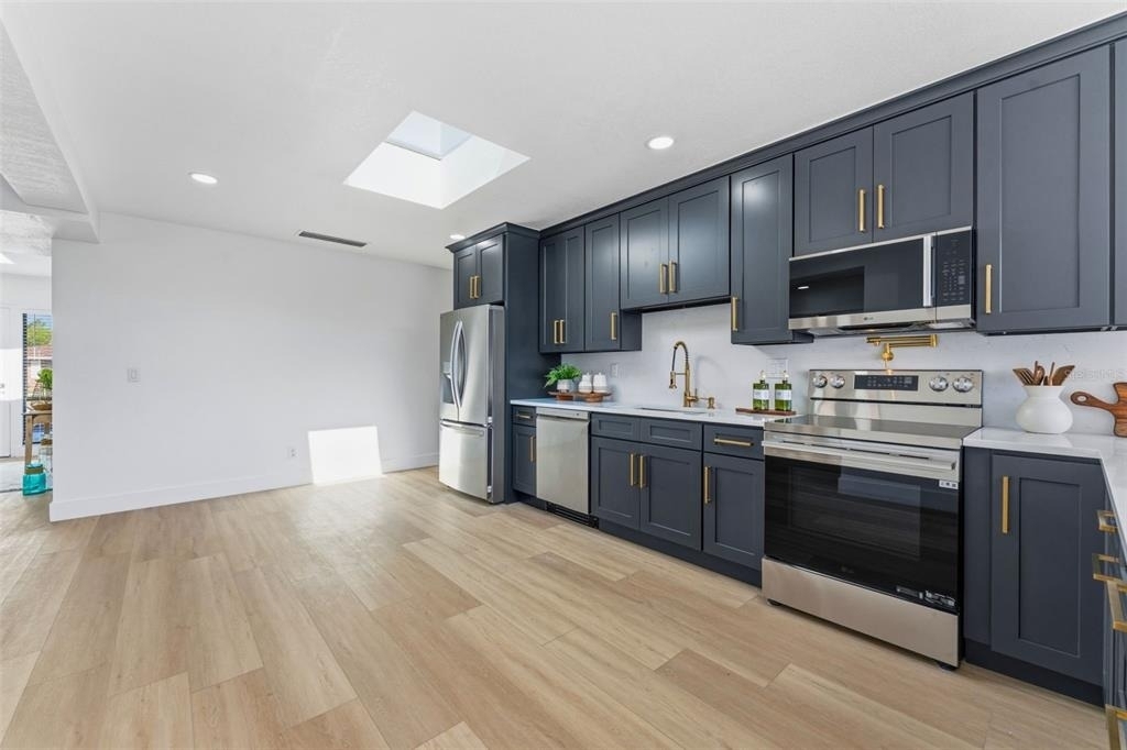 3917 E Eden Roc Circle - Photo 44