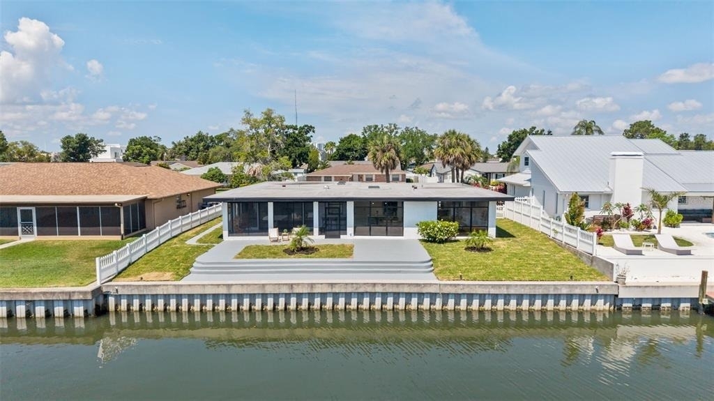 3917 E Eden Roc Circle - Photo 1