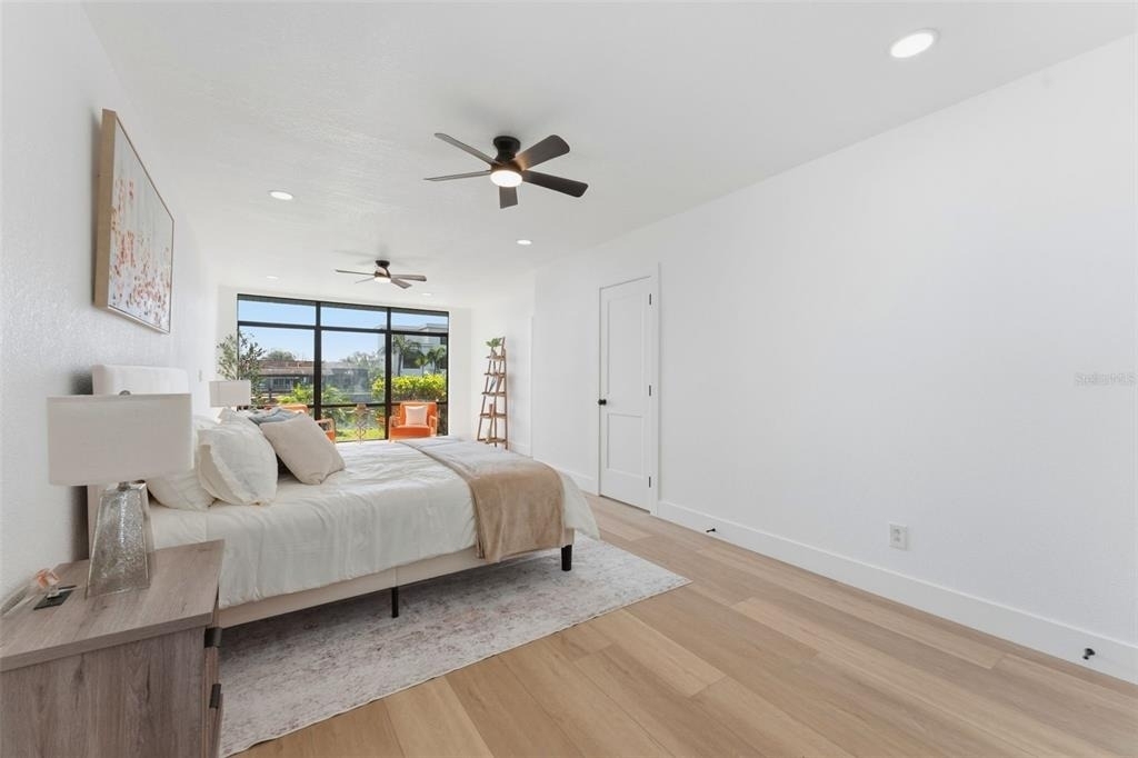 3917 E Eden Roc Circle - Photo 38