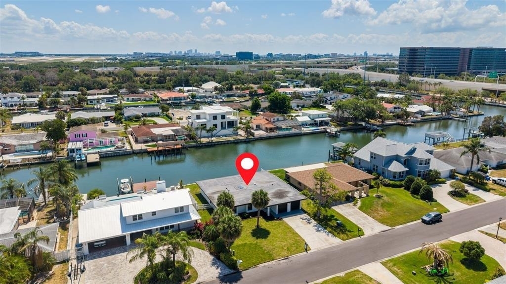 3917 E Eden Roc Circle - Photo 13