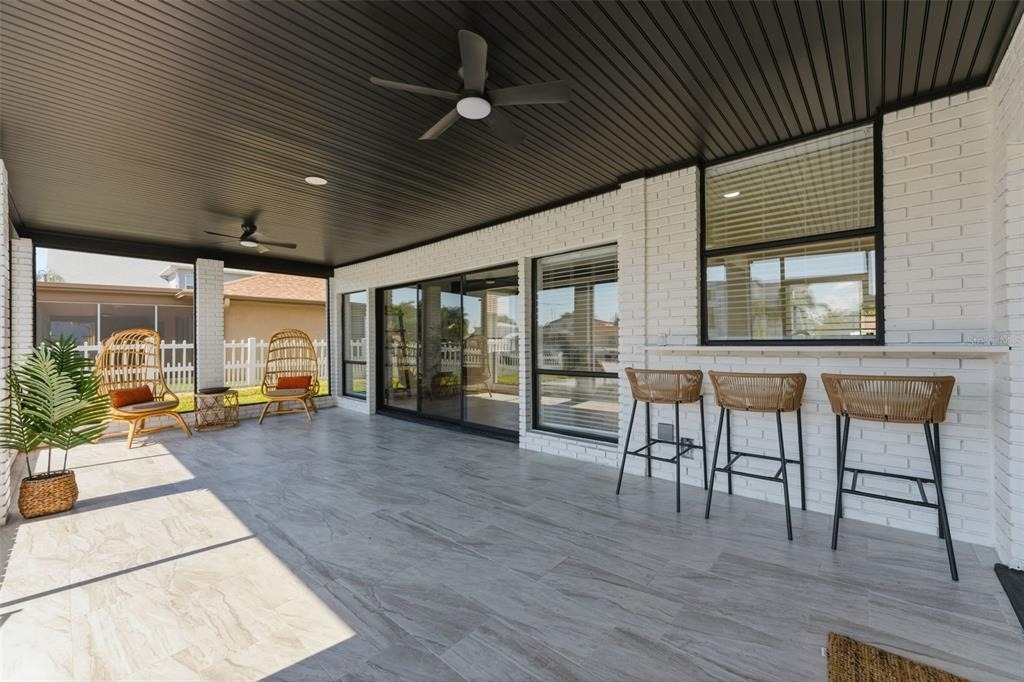 3917 E Eden Roc Circle - Photo 25