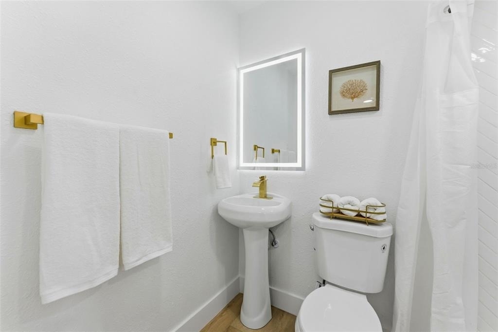 3917 E Eden Roc Circle - Photo 30