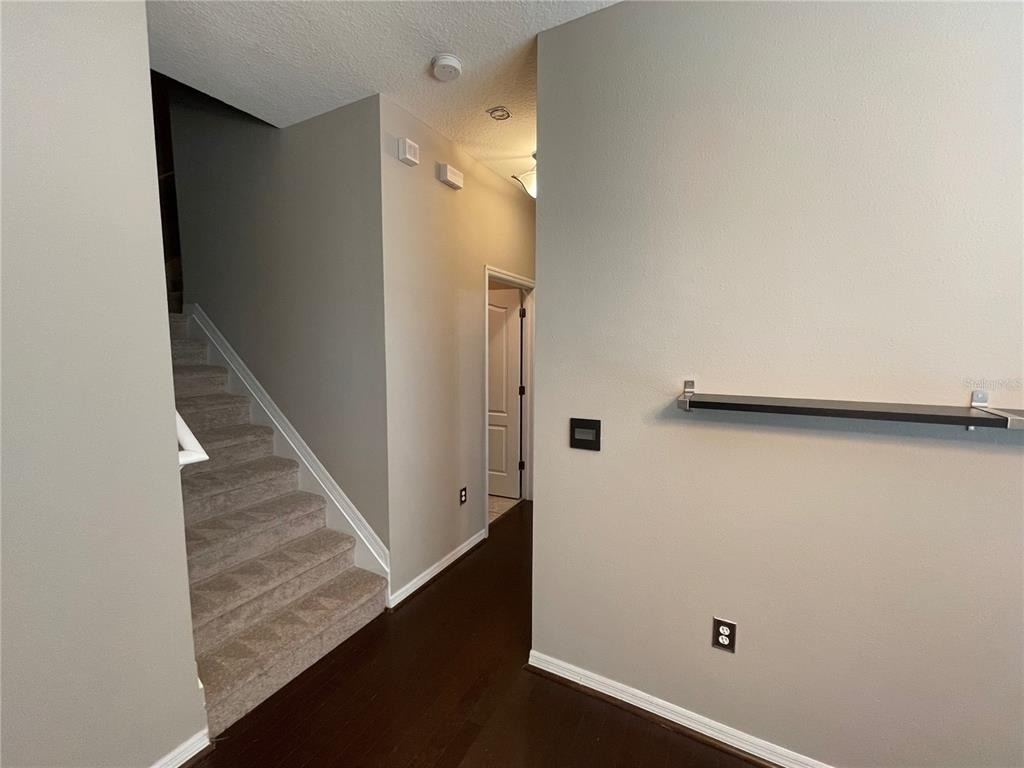 7001 Interbay Boulevard - Photo 10
