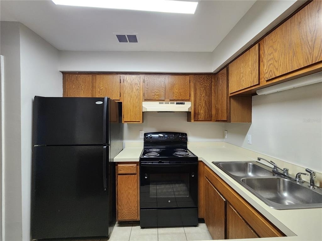 607 Casa Park Court - Photo 8