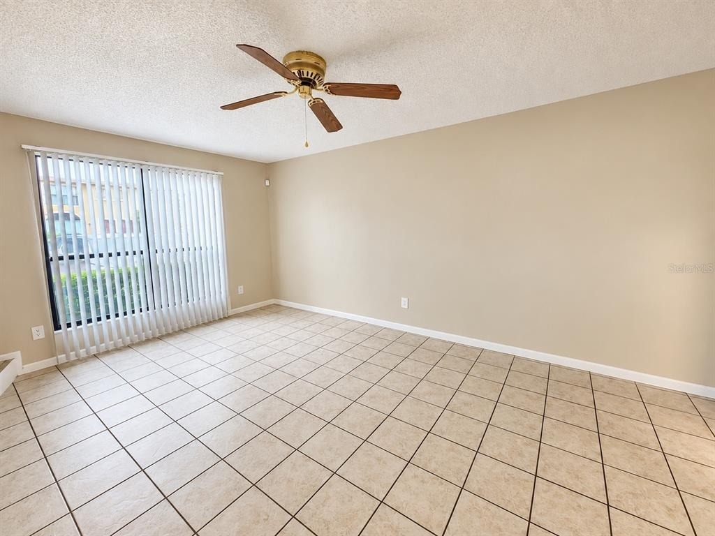 607 Casa Park Court - Photo 3