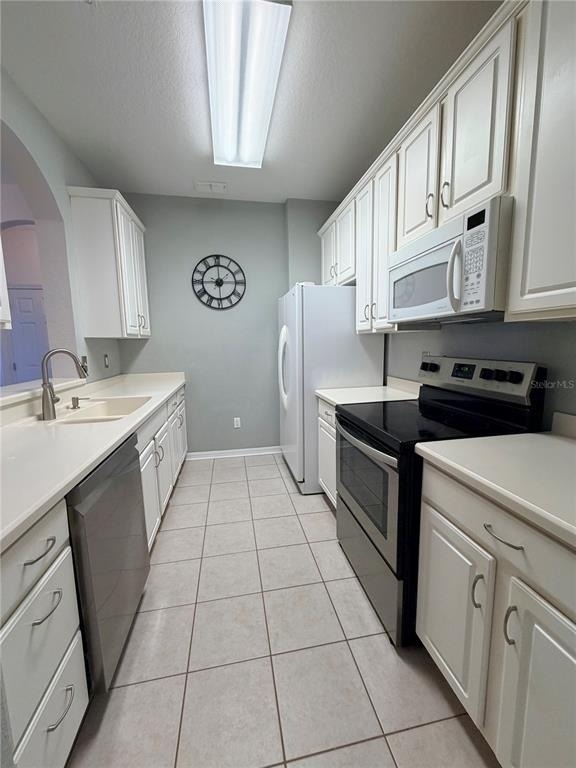 8300 Portofino Drive - Photo 4