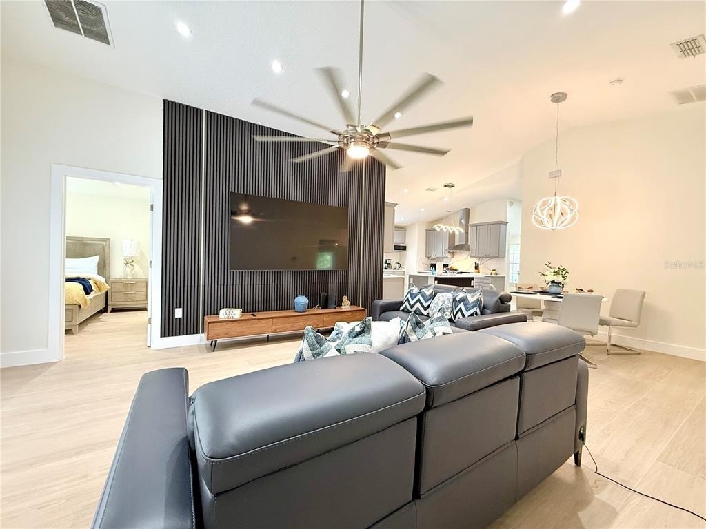 403 Sandy Ridge Drive - Photo 5