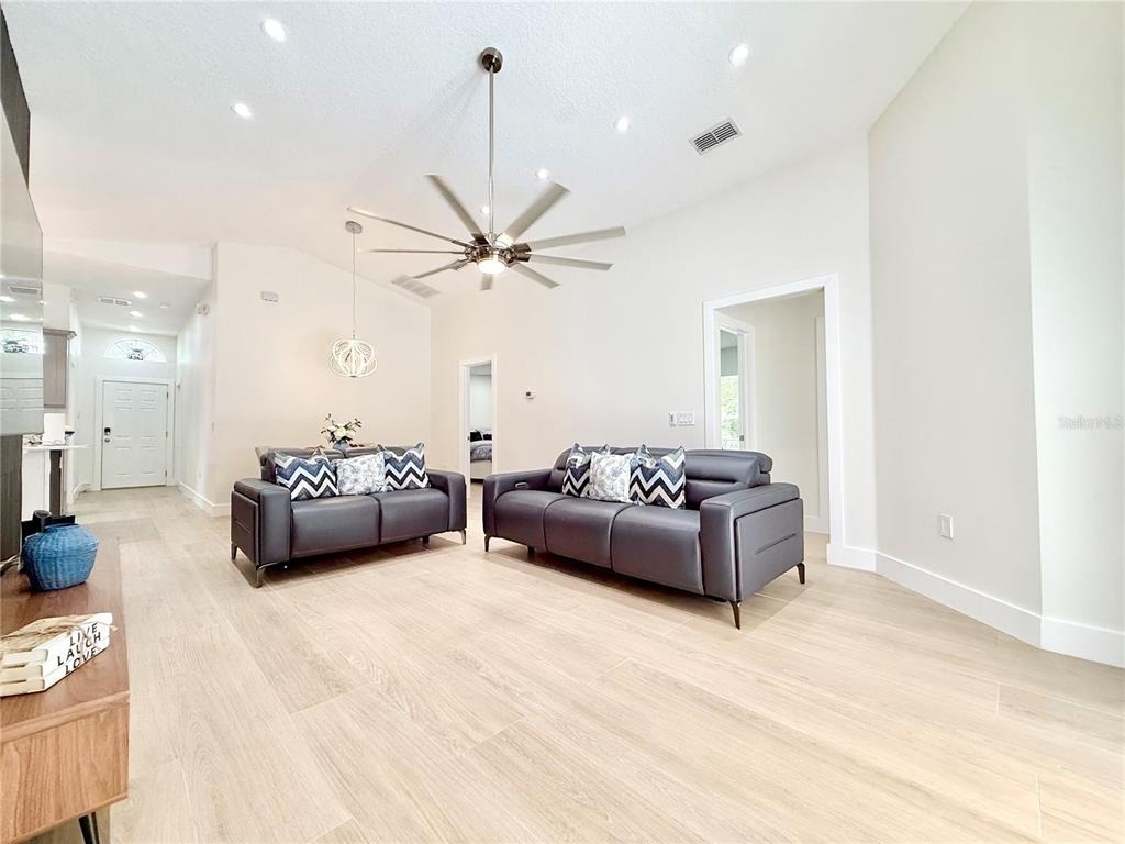 403 Sandy Ridge Drive - Photo 6
