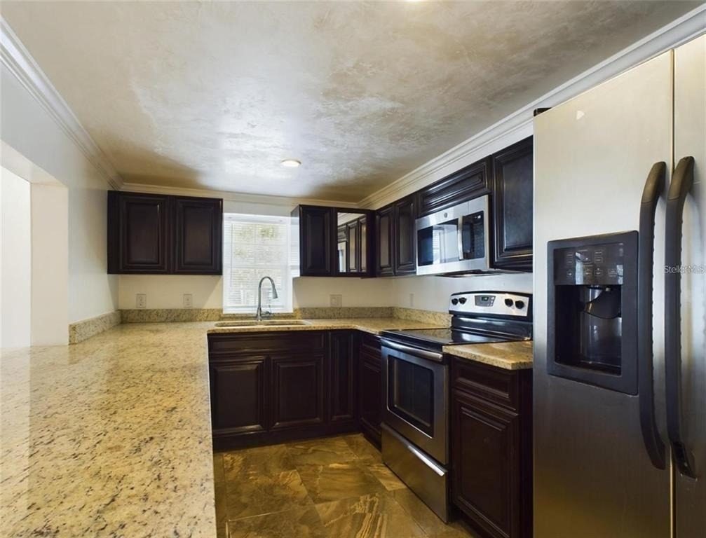 617 Lime Street - Photo 9