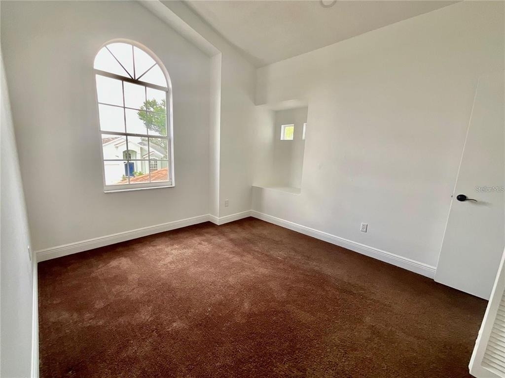 745 Riggs Circle - Photo 6
