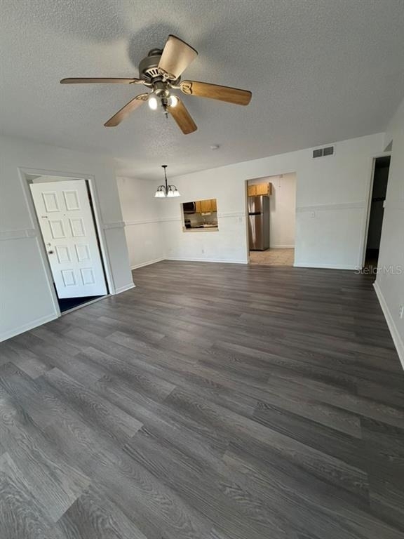 1322 Pine Ridge Circle - Photo 4