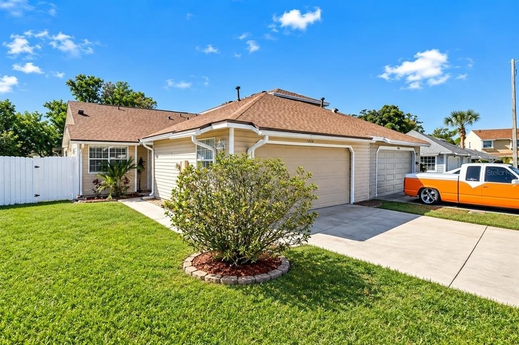 1049 Trowbridge Court - Photo 0