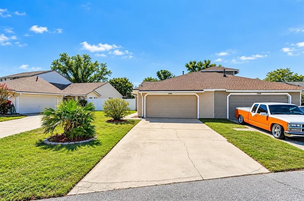 1049 Trowbridge Court - Photo 1