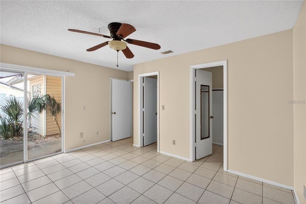 1049 Trowbridge Court - Photo 17