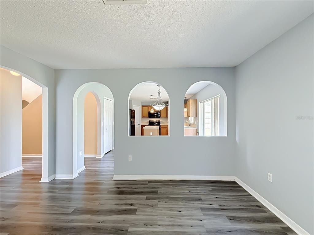 2032 Elmhurst Lane - Photo 24