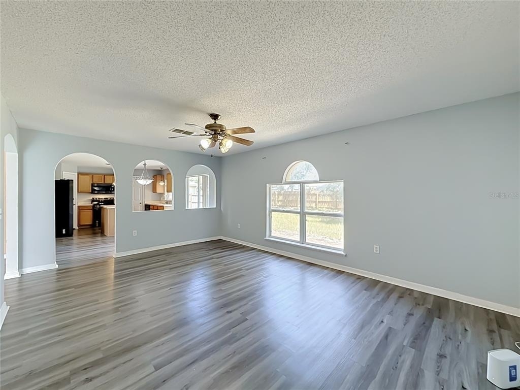 2032 Elmhurst Lane - Photo 25