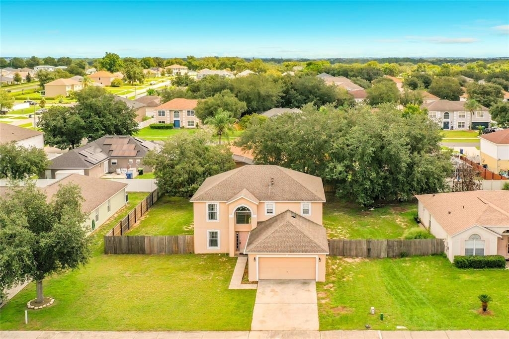 2032 Elmhurst Lane - Photo 4