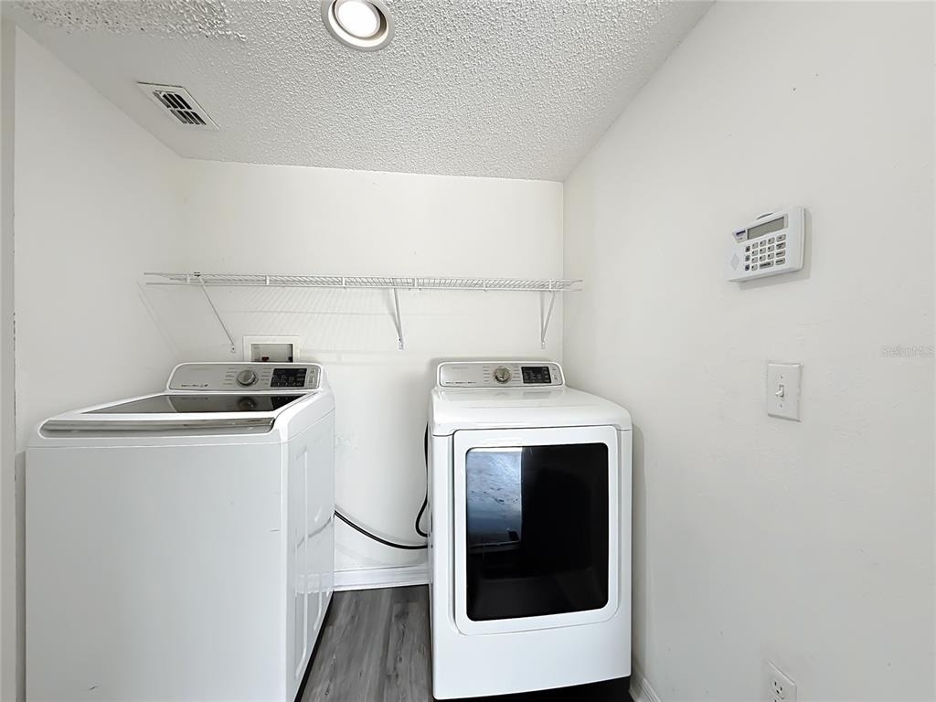 2032 Elmhurst Lane - Photo 50