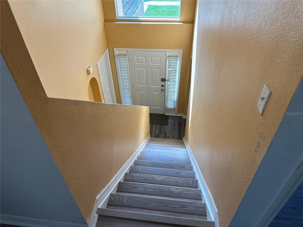 2032 Elmhurst Lane - Photo 34