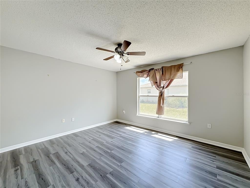 2032 Elmhurst Lane - Photo 28