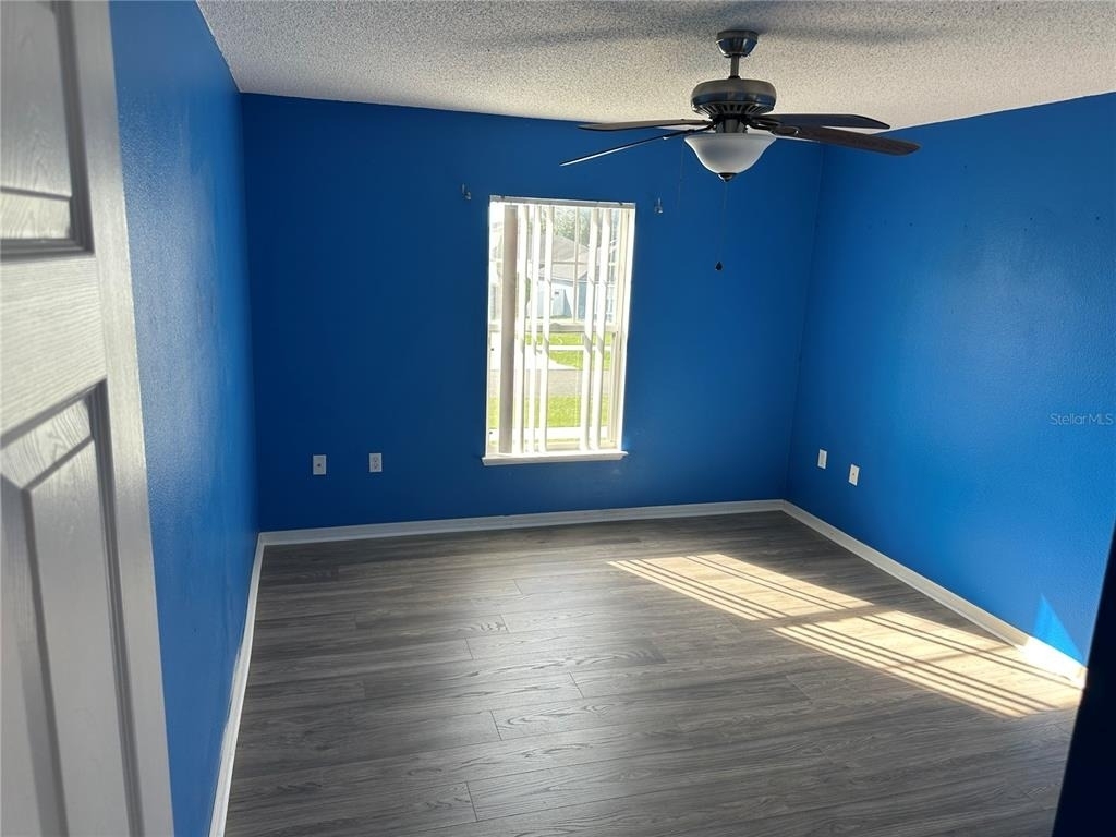 2032 Elmhurst Lane - Photo 42