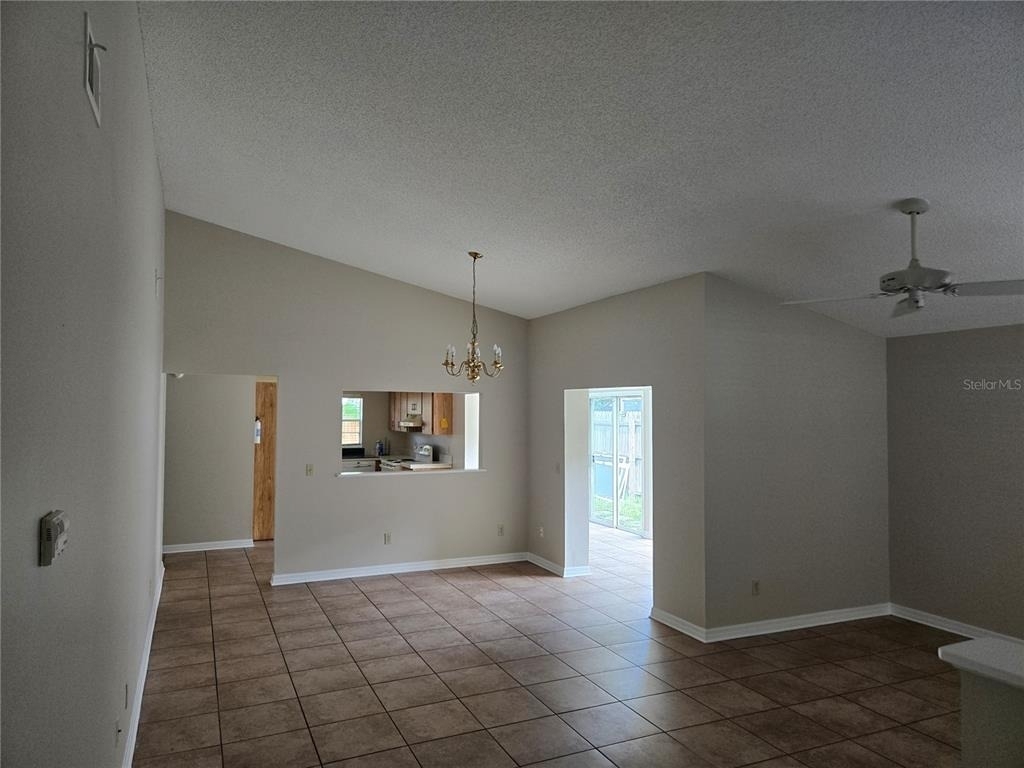 1666 Tremont Lane - Photo 3