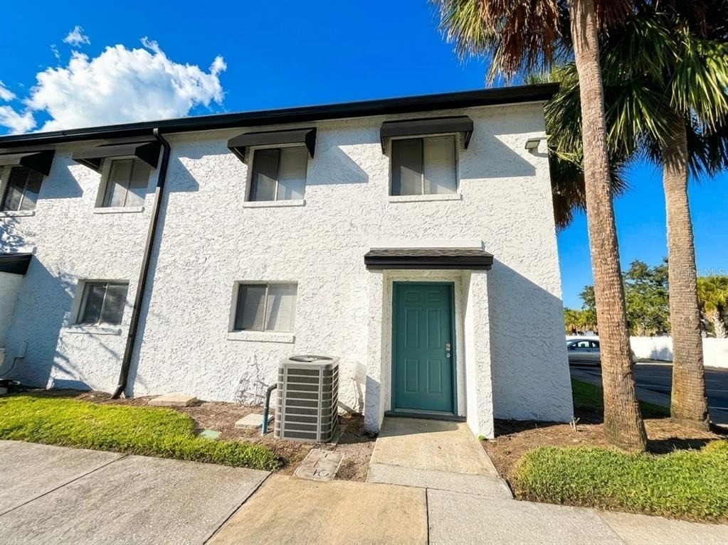 4419 S Semoran Boulevard - Photo 0