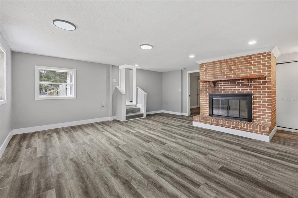 1608 Hope Street - Photo 1