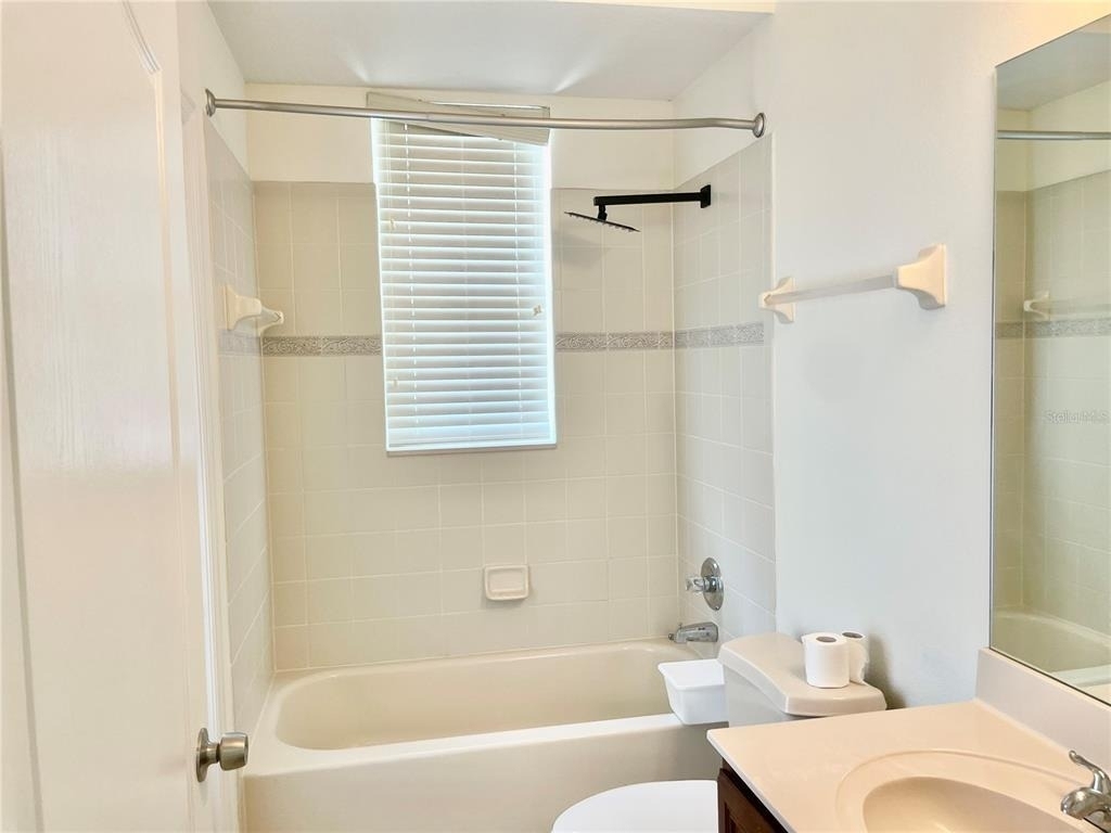 3647 Hollywood Place - Photo 18