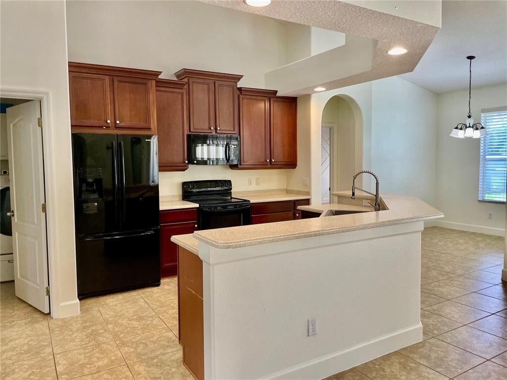 3647 Hollywood Place - Photo 8