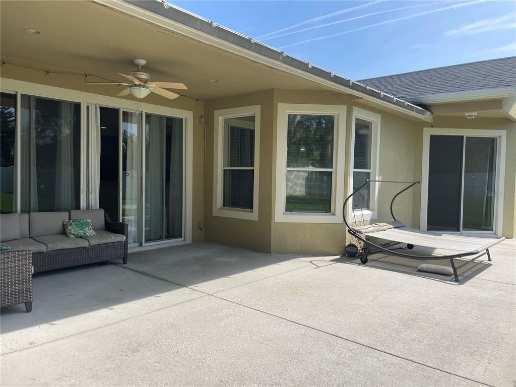 3647 Hollywood Place - Photo 16