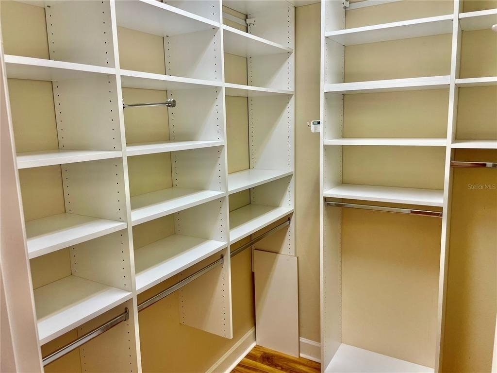 3647 Hollywood Place - Photo 15