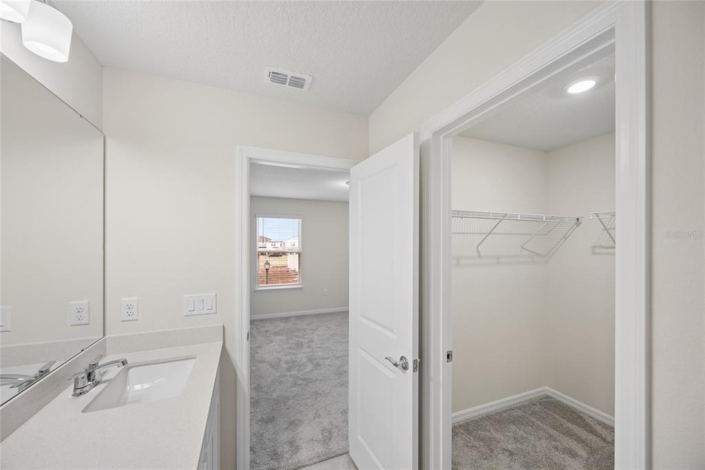 10537 Glowing Beacon Street - Photo 9